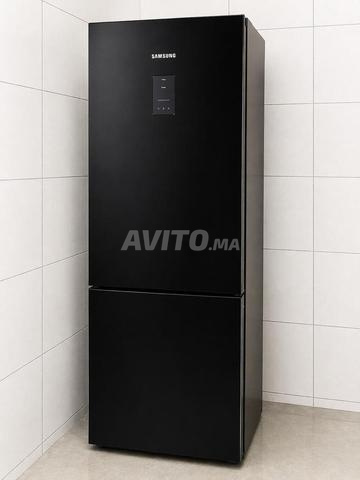ثلاجة وغسالة سامسونج سوداء 11 كجم - 2