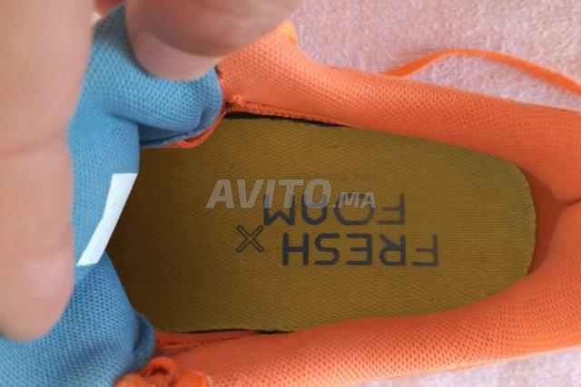 New Balance أصلية مقاس 43 - 2