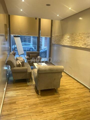 كنب وصالون وكرسيين لون طوبي من مايزون دو موند