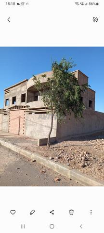 فيلا شبه مكتملة للبيع في وجدة - 2