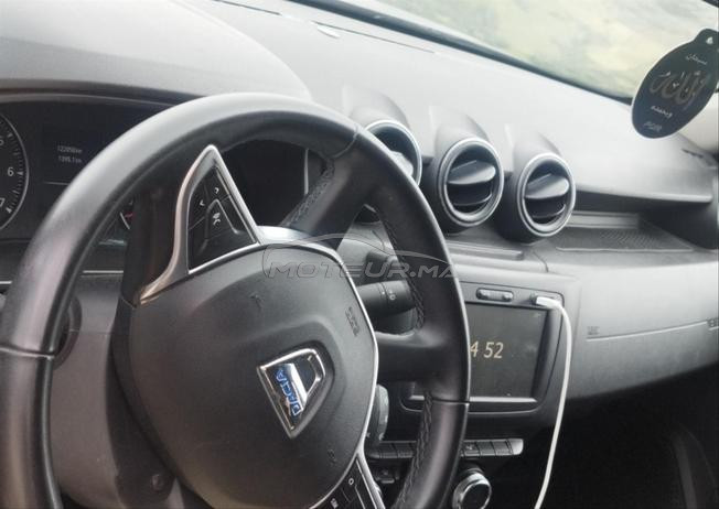 dacia duster en très bon état 