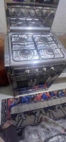 Four à vendre 1000 Dh - 2