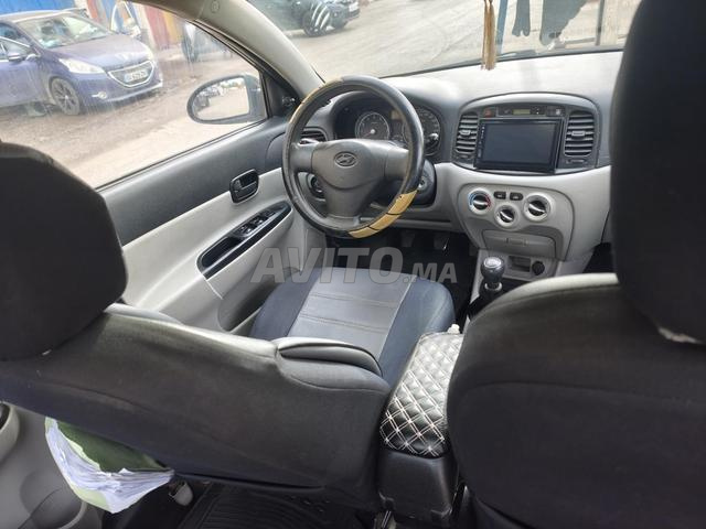 هيونداي أكسنت بنزين يدوية 2010 بالدار البيضاء - 2