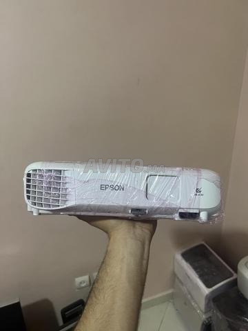 جهاز عرض فيديو إبسون