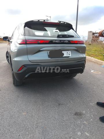 Voiture modèle 2025 et excellente - 2