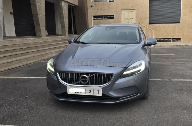 Volvo v40-inscription 2020