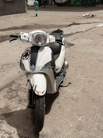 ليبرتي 125 سي سي، أوراق 50 سي سي - 2