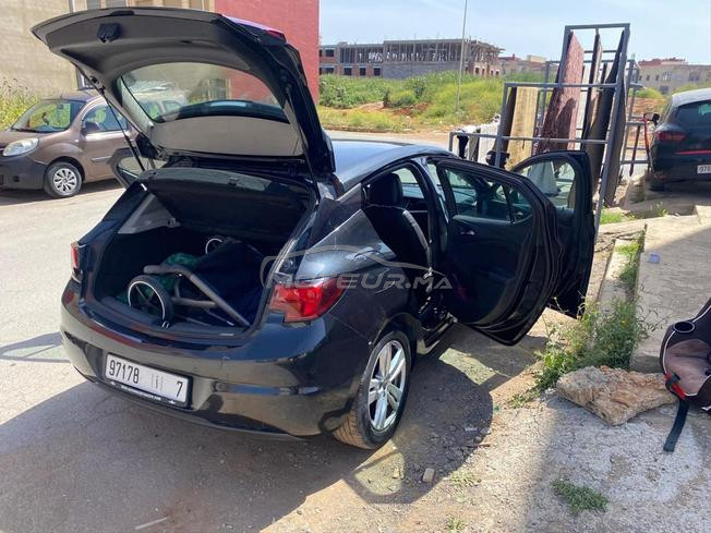 Opel Astra Diesel Manuelle 2017 à Salé
