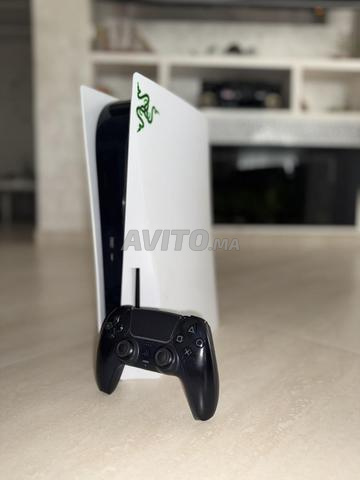 بلاي ستيشن 5 مع عدة ألعاب ومقبض تحكم واشتراك بلاي ستيشن بلس بريميوم لمدة 3 أشهر