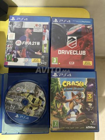 بلاي ستيشن 4 سليم / يد تحكم واحدة / 5 أقراص