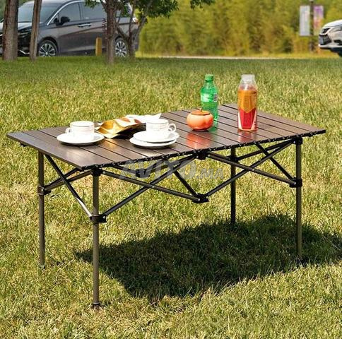 مجموعة طاولة نزهات كبيرة قابلة للحمل مع 4 كراسي - 2