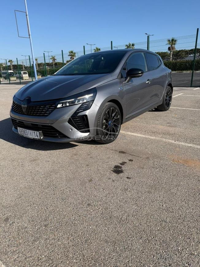 Renault Clio Diesel Automatique 2024 à Mohammedia