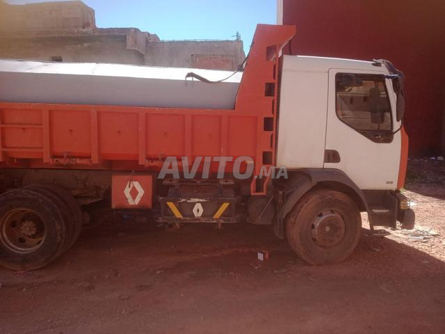 شاحنة رينو بخزان 10 طن - 2