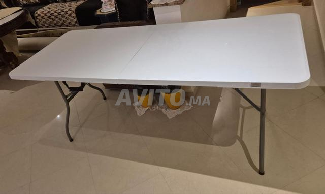 طاولة قابلة للطي بيضاء بحالة جيدة - 2
