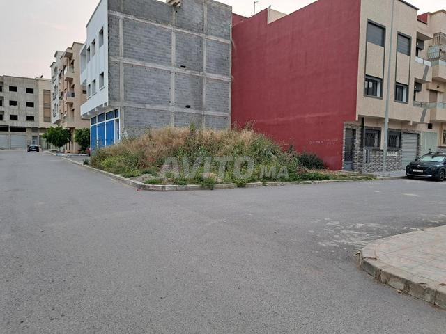 Terrain titré de 123m2 .2façades - 2