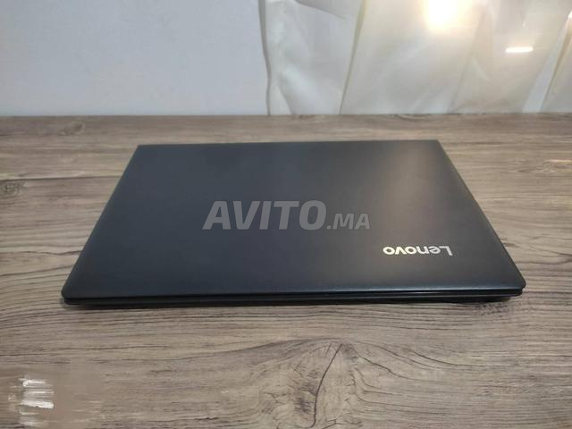 Lenovo i7 الجيل السابع رسومات مزدوجة رام 8 قرص 256 SSD