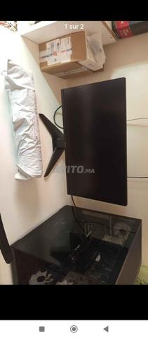 PC Gamer avec 2 Écrans, 2 Souris, Tapis de Souris