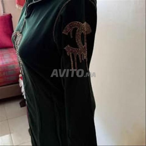 جلابة مليفة خفيفة أخضر داكن مقاس M - 2