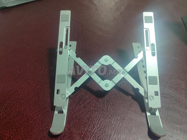 حامل بسيط للكمبيوتر - 2