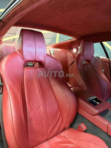 ASTON MARTIN DB9 - 2