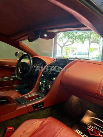 ASTON MARTIN DB9