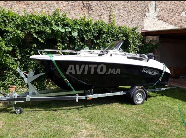 Bateau à moteur Topcraft - 2