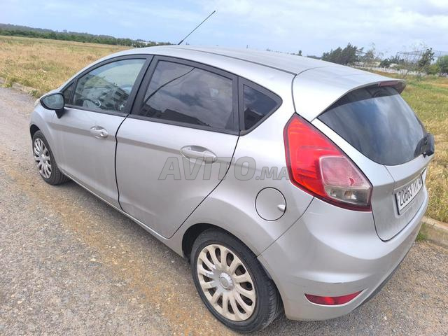 بيع سيارة مستعملة. - 2