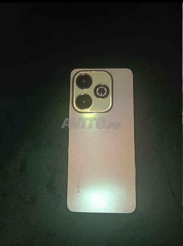 Infinix Hot 40 encore neuf - 2