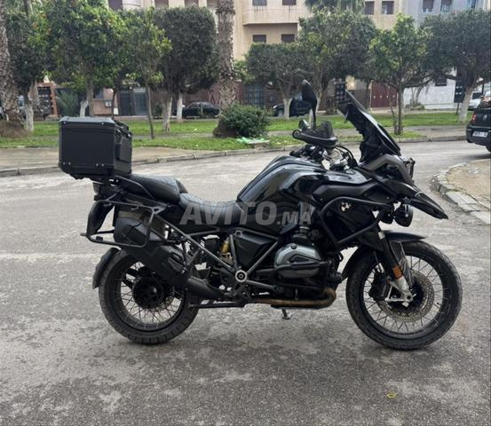 جي إس 1200 إل سي تريبل بلاك 2016 - 2