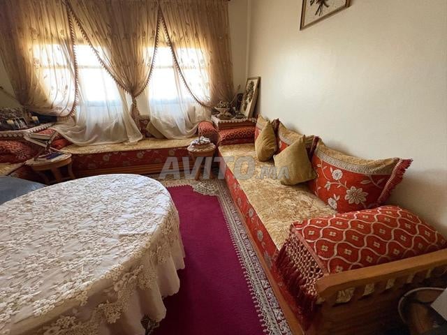 صالون تقليدي طلامط و ستائر 7 متر للبيع