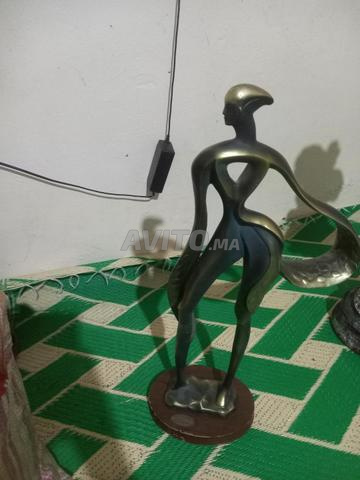 إذا كنت مهتمًا، يرجى الاتصال أو مراسلتي - 2