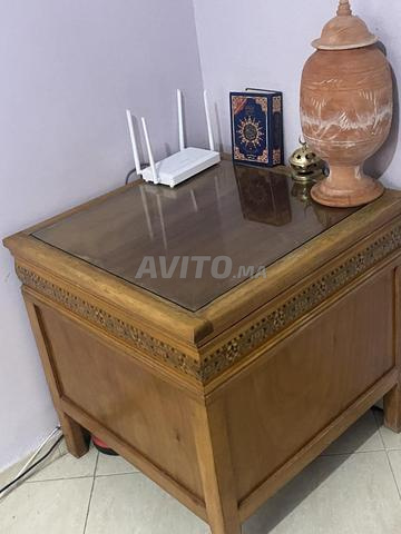 Lit - 2 tables de nuit - placard - réfrigérateur - sdader - 2