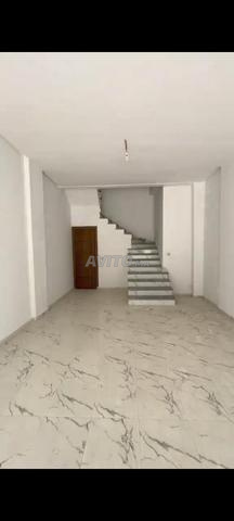 محل للكراء بشارع الجيش الملكي - 2