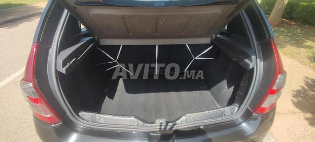 Dacia Sandero Diesel Manuelle 2011 à Salé