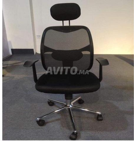 كرسي مكتب مريح بجودة عالية مع مسند للرأس - ممتاز