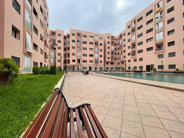 Très beau 🏡 studio meublé vue 🏊‍♂️ WiFi inclus - 2