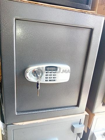 خزنة فولاذية مصفحة إلكترونية بمفتاح 130 كجم - 2