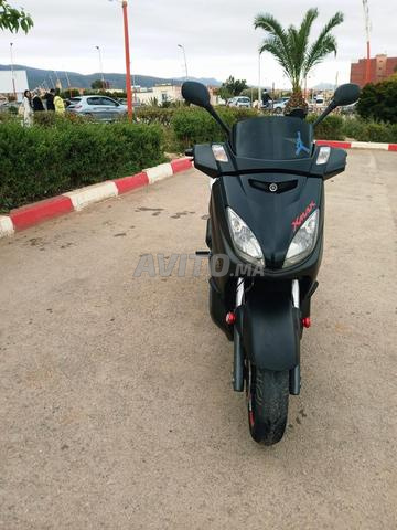 دراجة نارية XMAX 125 سي سي - 2