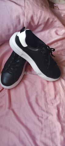 حذاء رياضي جديد مقاس 40 مريح - 2