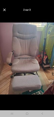 كرسي مكتب وألعاب - 2