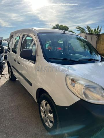 سيارة في حالة جيدة - 2