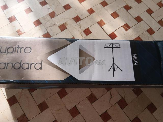 حامل كتب قياسي أسود جديد - 2