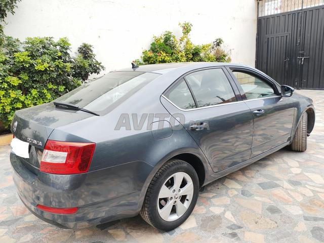 Skoda automatique 1ère main toutes options