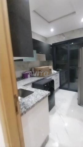 شقة للكراء بمجاهدين - 2