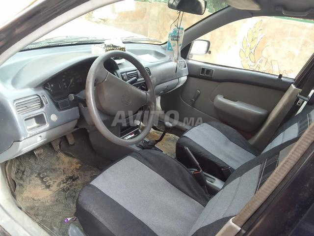 تويوتا ستارليت بنزين يدوية 2000 في خنيفرة - 2