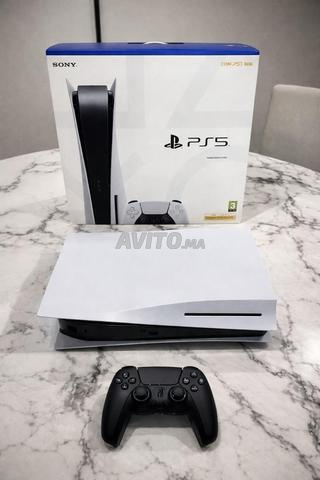 PS5 CD 825GB Manette Boîte (Très bon état)