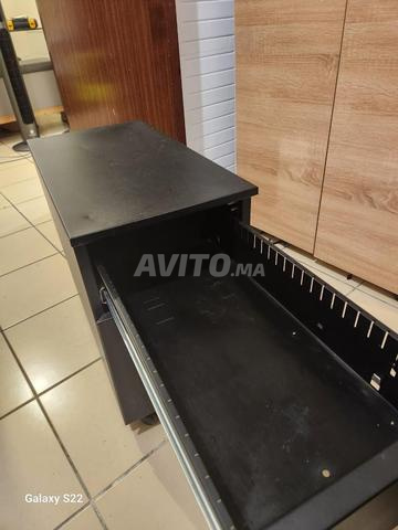 TIRROIR EN ACIER TRÈS BON ÉTAT - 2