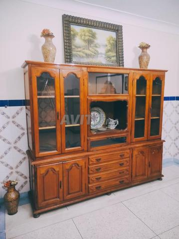 Grande vitrine en bois massif