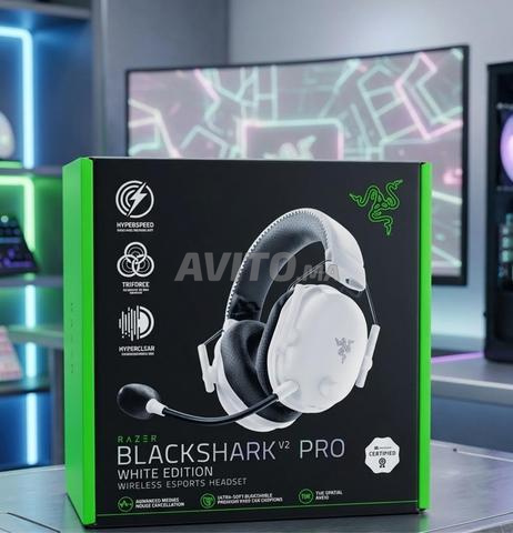 RAZER BLACK SHARK V2 PRO