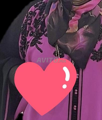 قفطان شبه جديد